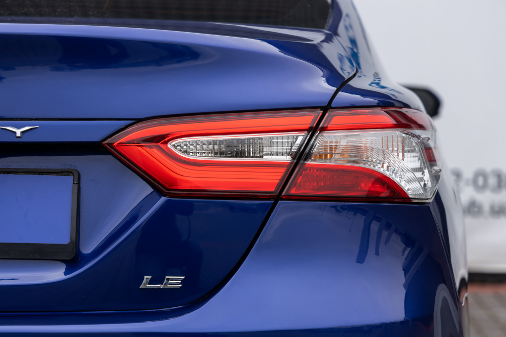 Toyota Camry LE 2017 фото 6