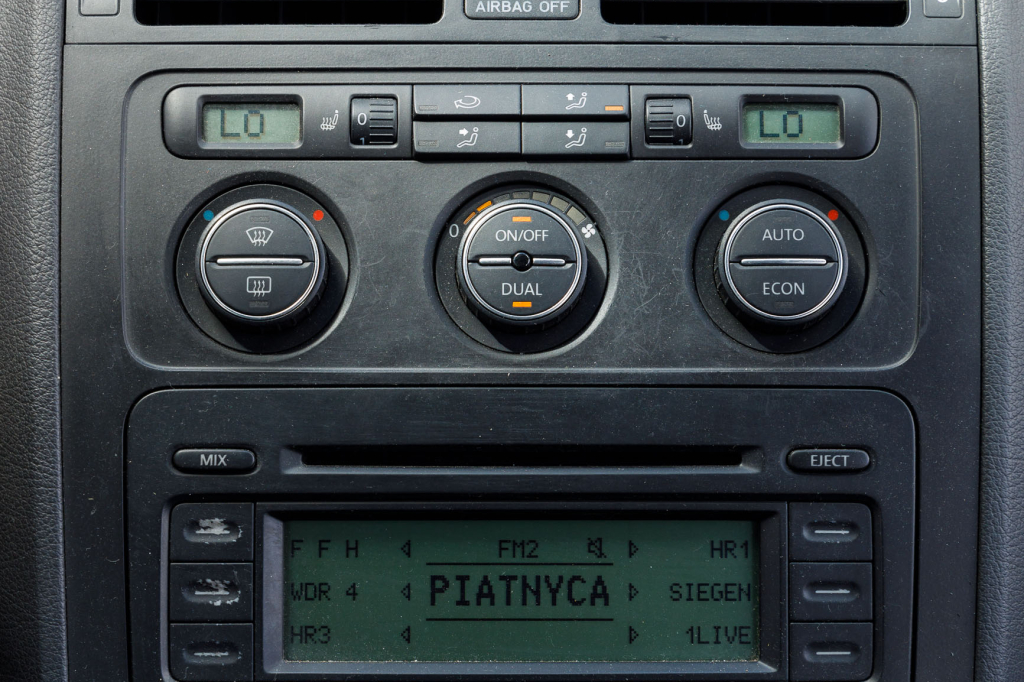 Volkswagen Touran 2006 фото 22