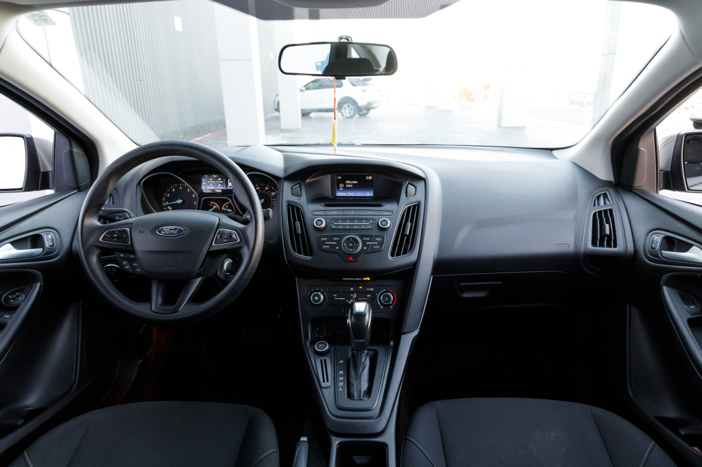 Ford Focus SE 2016 фото 16