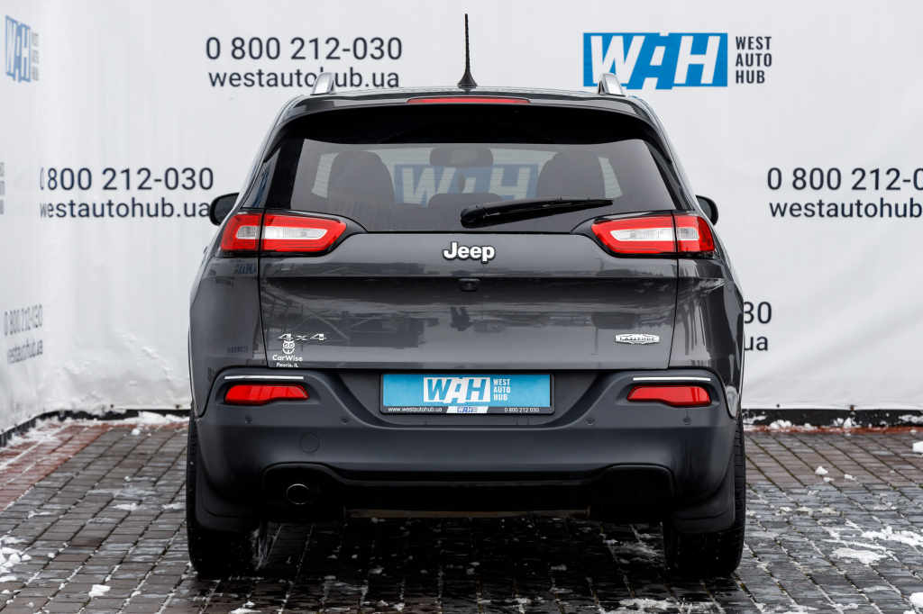 Jeep Cherokee Latitude 4x4 2016 фото 28