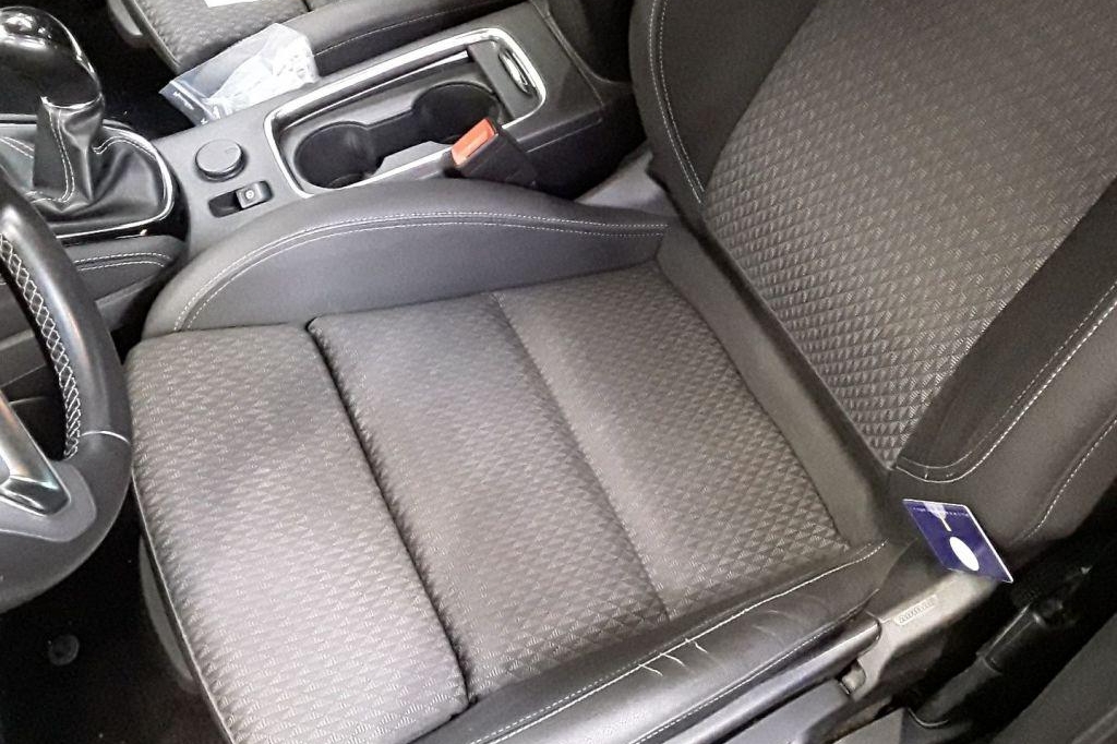 Opel Astra Sports Tourer 2017 фото 29