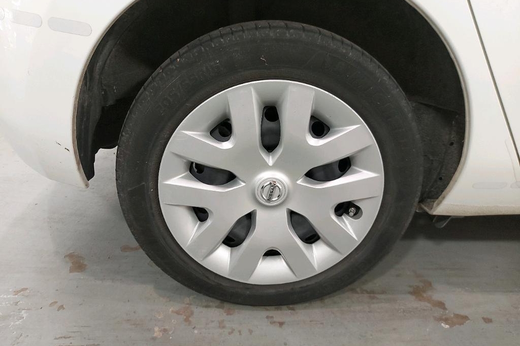 Nissan Leaf 2016 фото 28