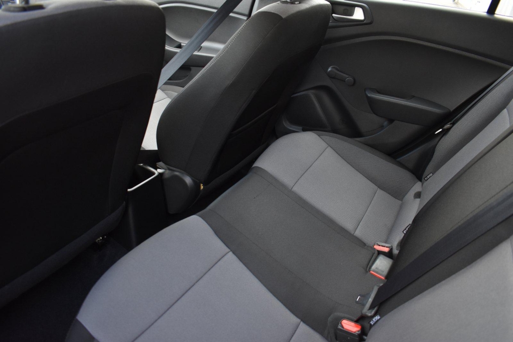 Hyundai i20 2019 photo 8