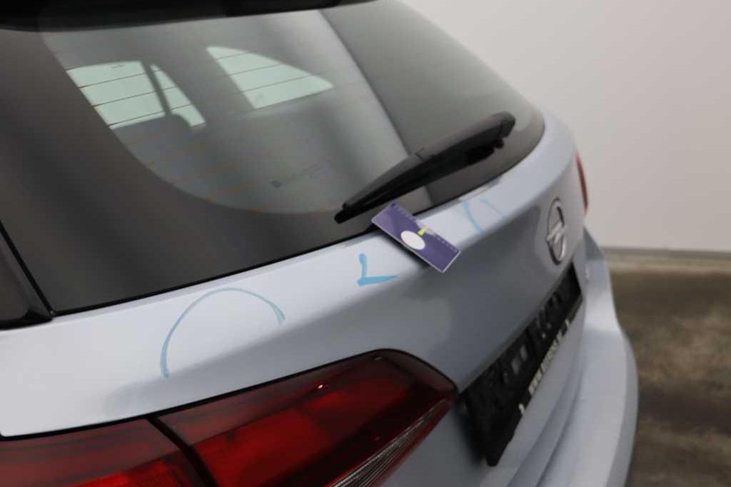 Opel Astra Sports Tourer 2016 фото 36