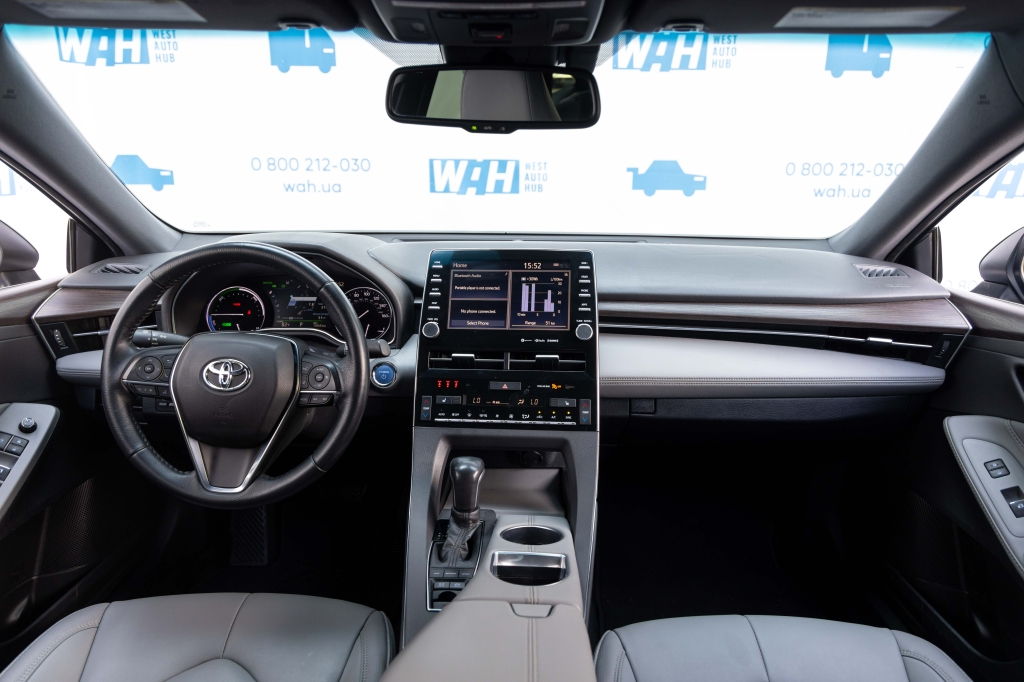 Toyota Avalon Hybrid 2020 фото 27