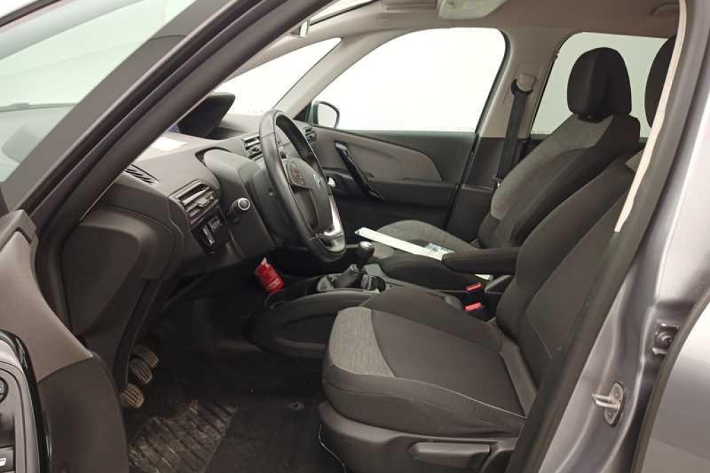 Citroen Grand C4 Picasso 2017 photo 2
