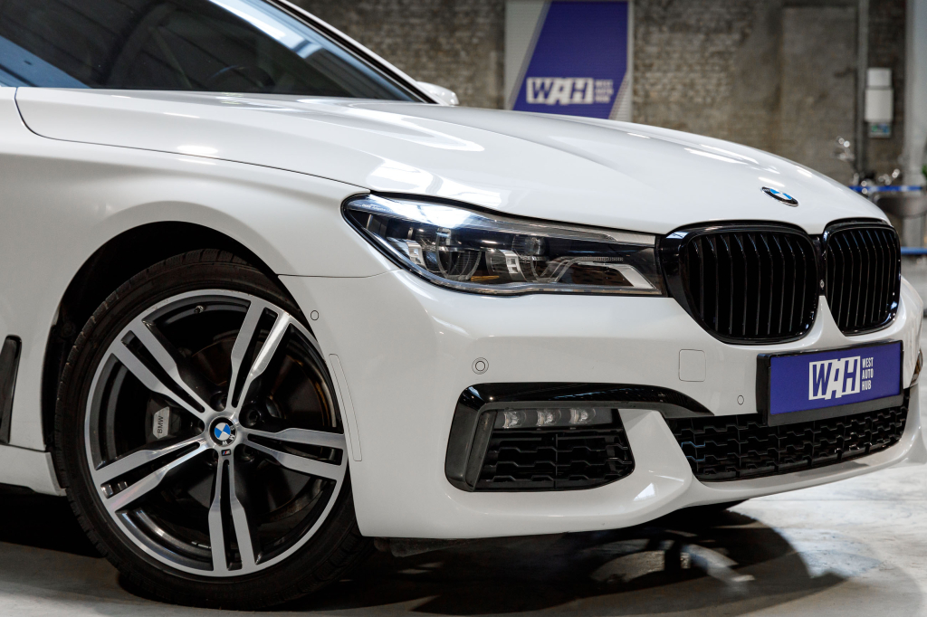 BMW 740 2016 фото 11