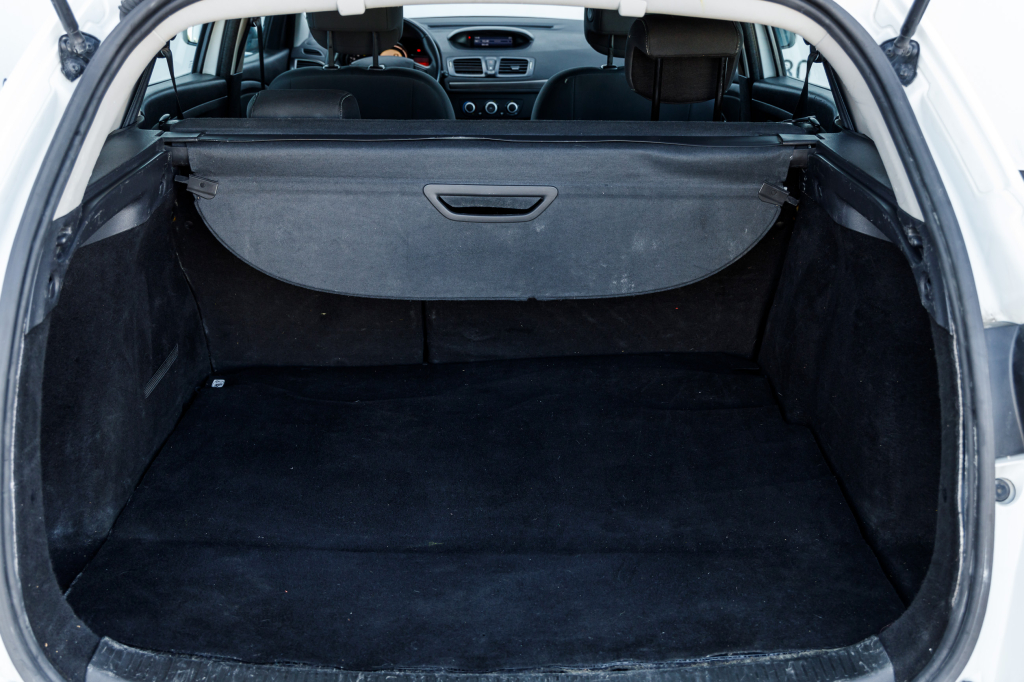 Renault Megane 2015 фото 20