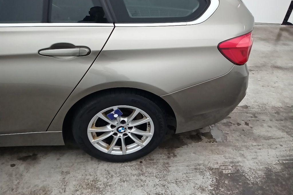 BMW 3er Touring 2017 фото 17