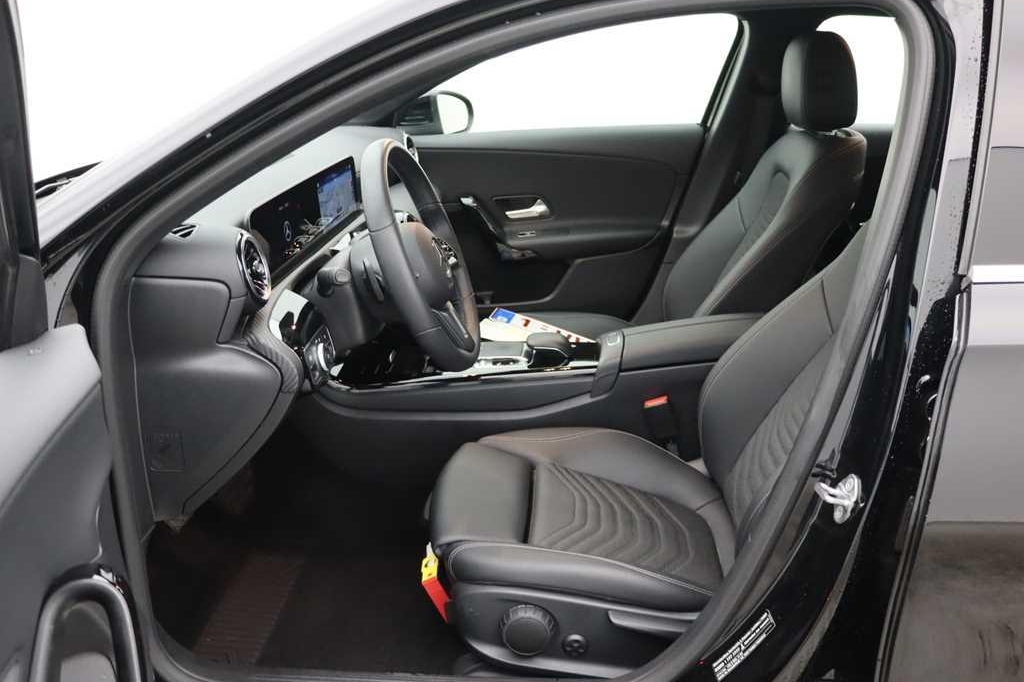 Mercedes-Benz A-Klasse 2019 фото 3