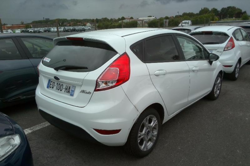 Ford Fiesta 2017 photo 2