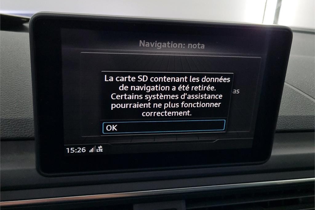 Audi A4 2017 фото 11