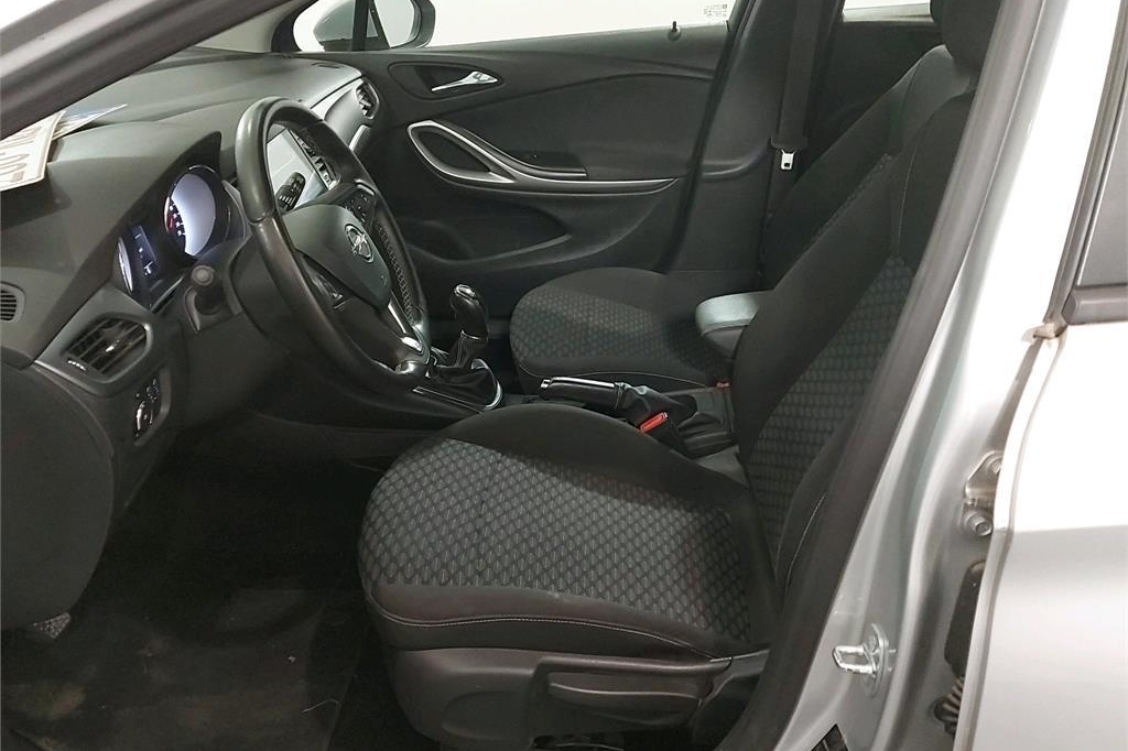 Opel Astra Sports Tourer 2017 photo 1