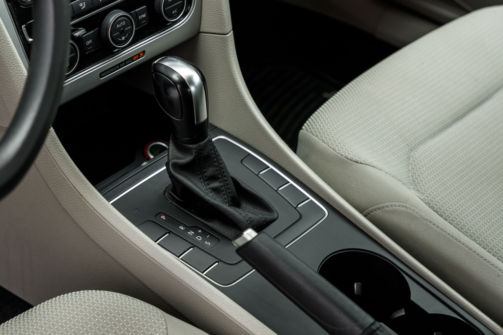 Volkswagen Passat B8 S 2016 фото 14