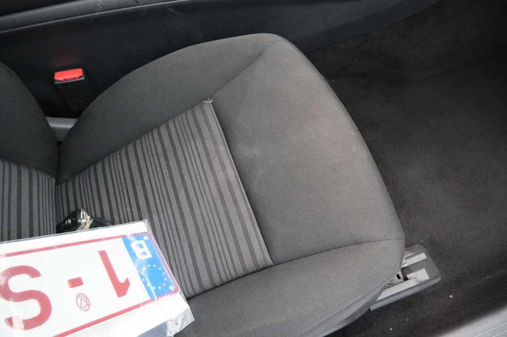 Mercedes-Benz A-Klasse 2017 photo 23