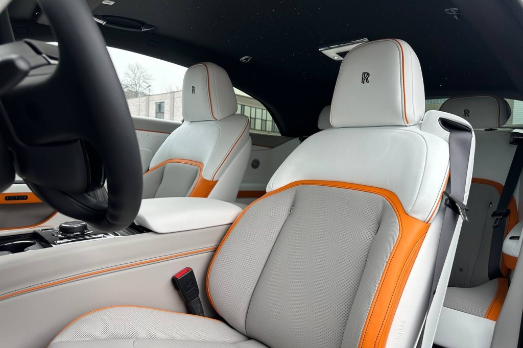 Rolls-Royce Spectre 2024 photo 23