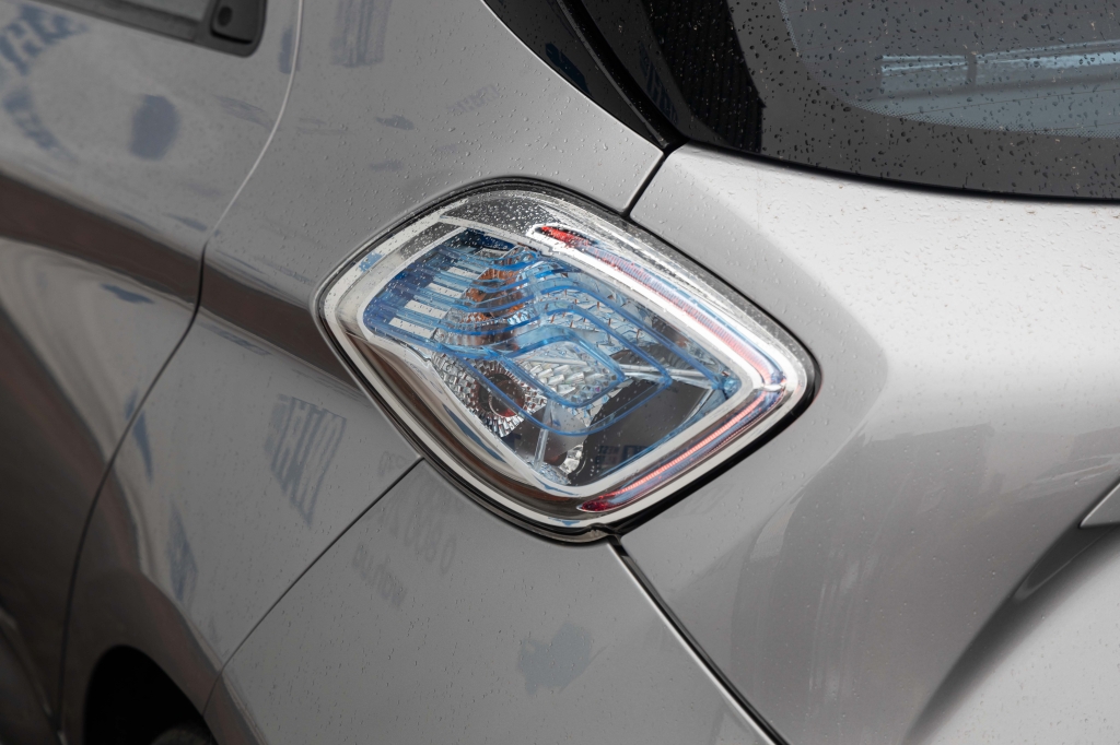 Renault Zoe 2015 photo 10