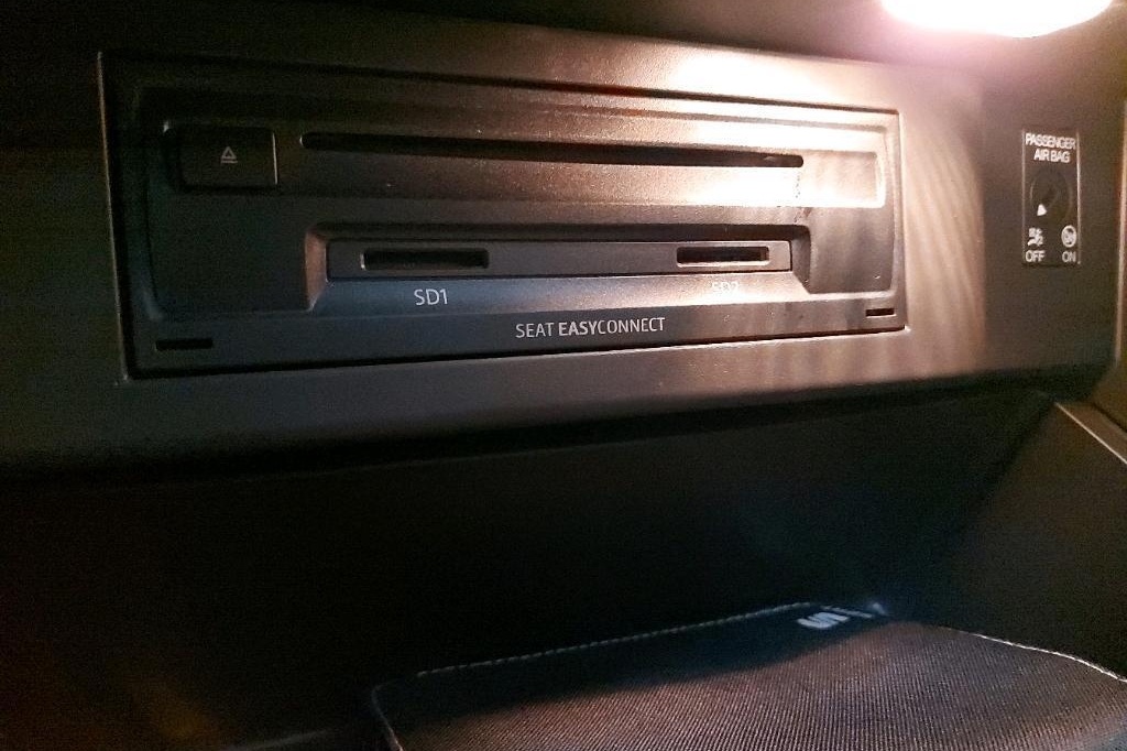 SEAT Leon 2019 photo 19