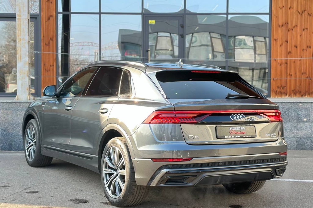 Audi Q8 55 TFSI 2019 фото 4