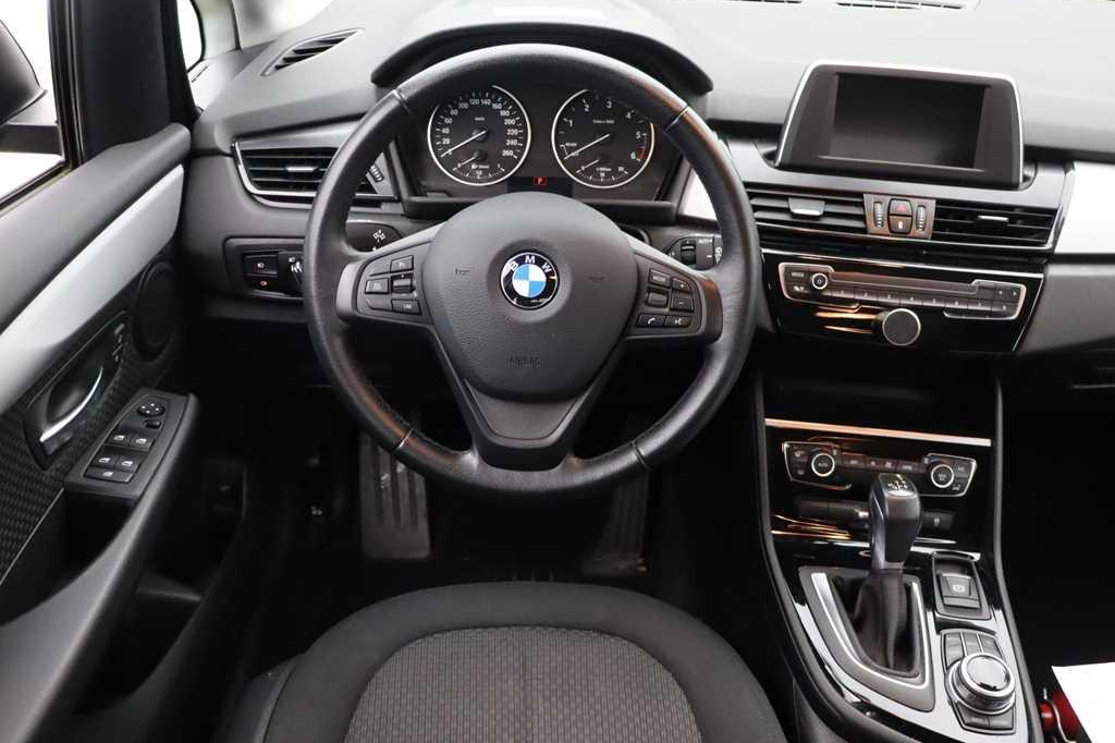 BMW 2er Active Tourer 2018 фото 1