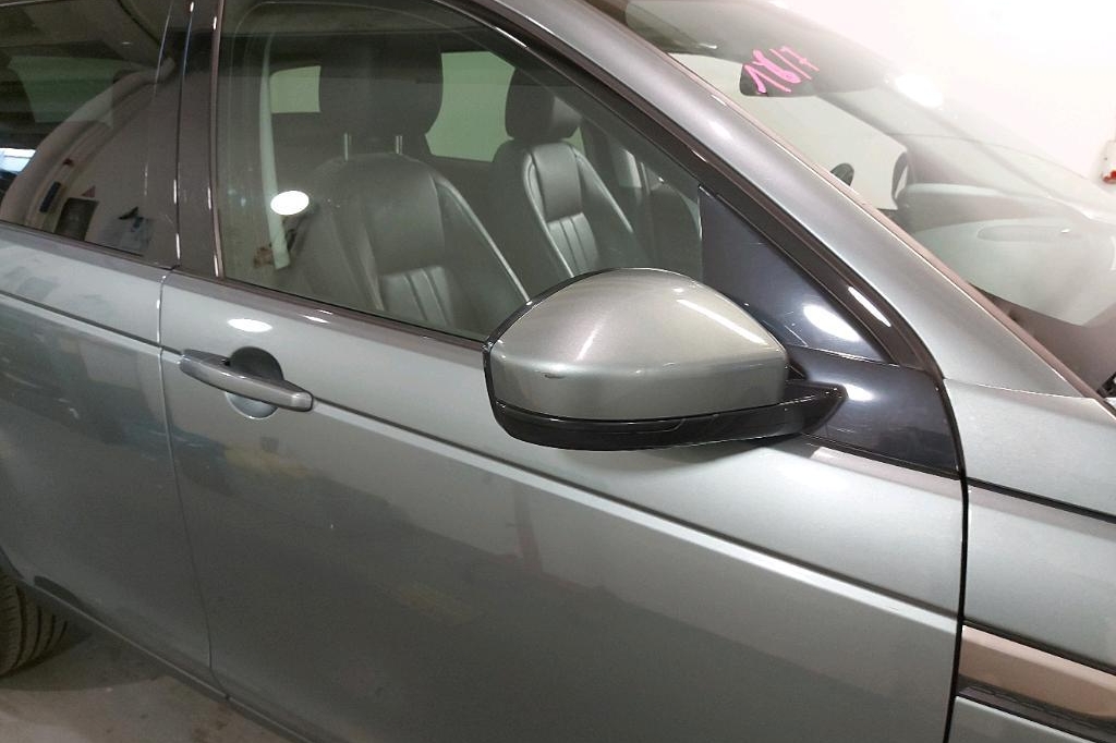 Land Rover Discovery Sport 2016 фото 39