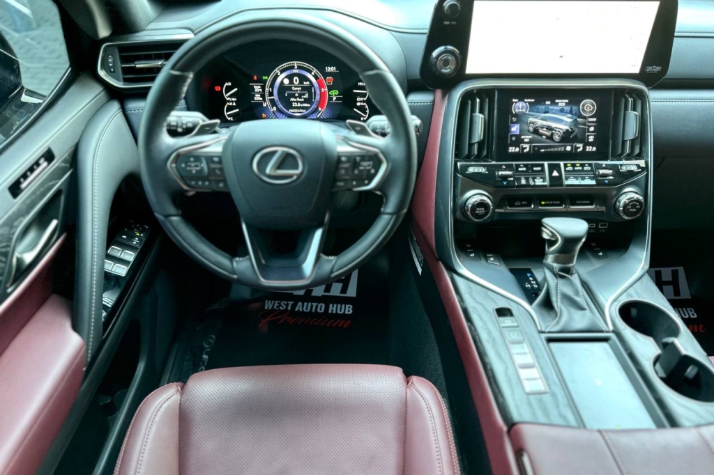 Lexus LX 500d 2023 фото 22