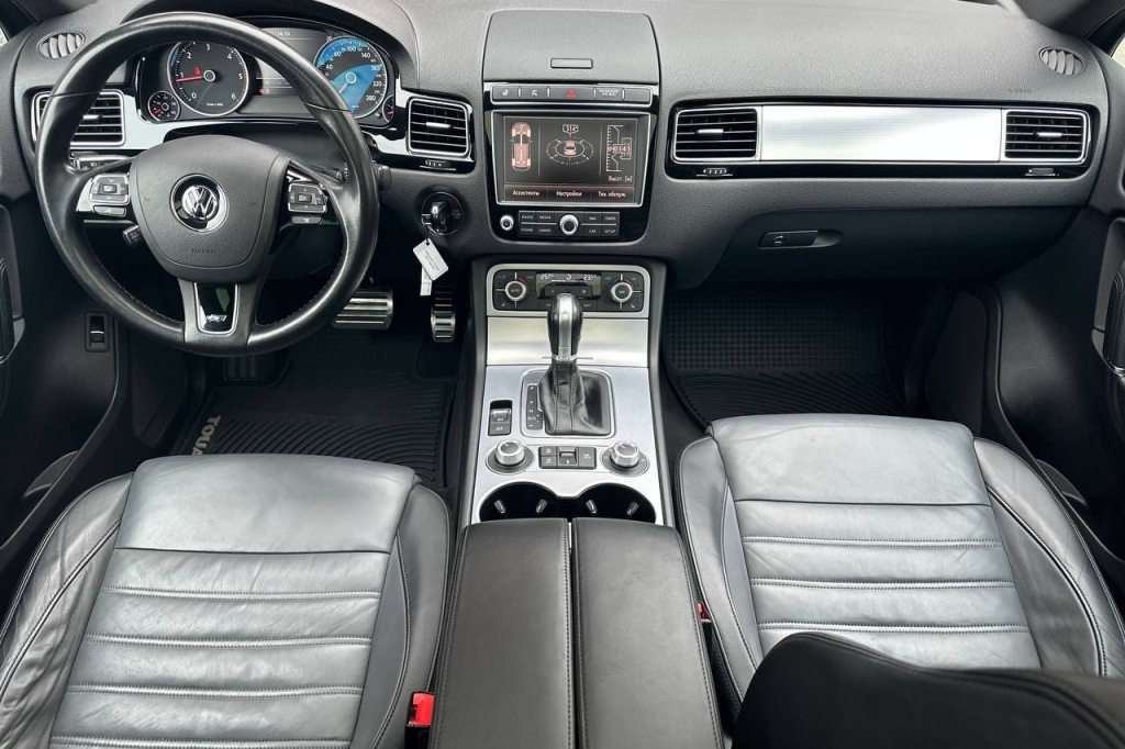 Volkswagen Touareg R-line 2015 фото 18