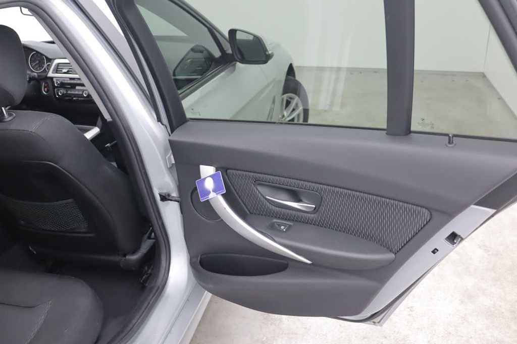 BMW 3er Touring 2017 фото 18