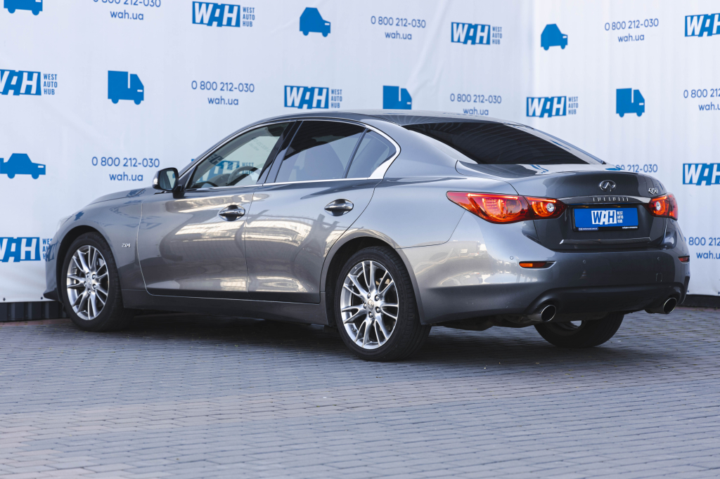 Infiniti Q50 2017 фото 10