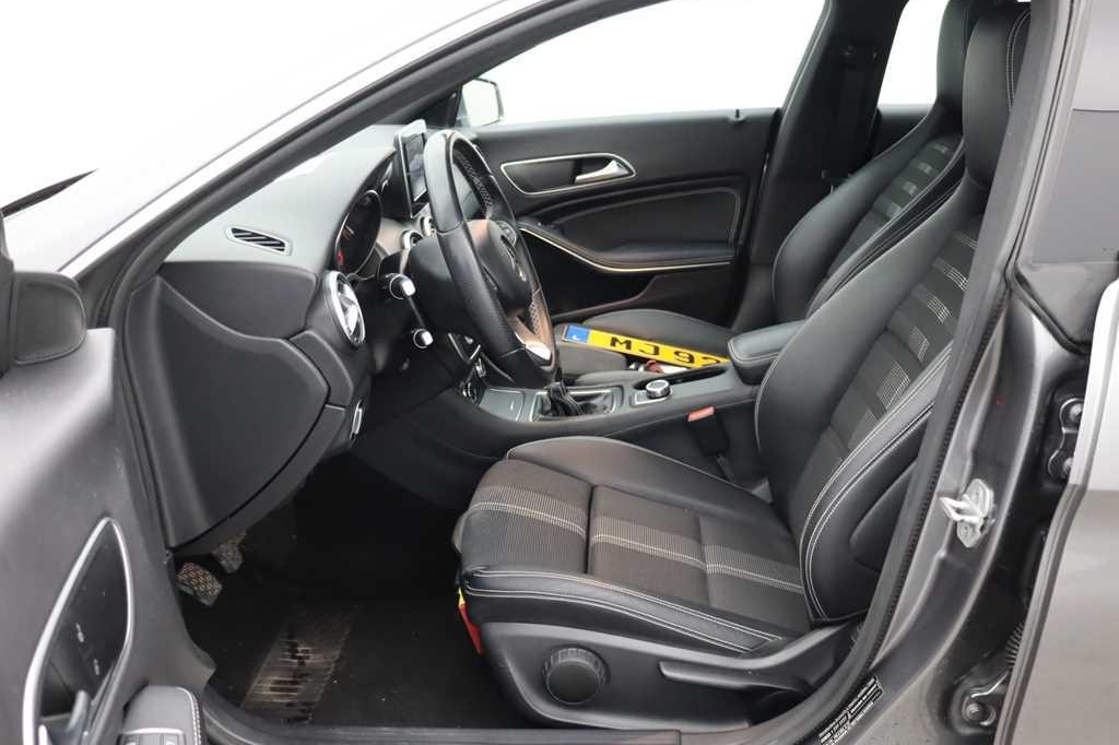 Mercedes-Benz CLA 2018 фото 6
