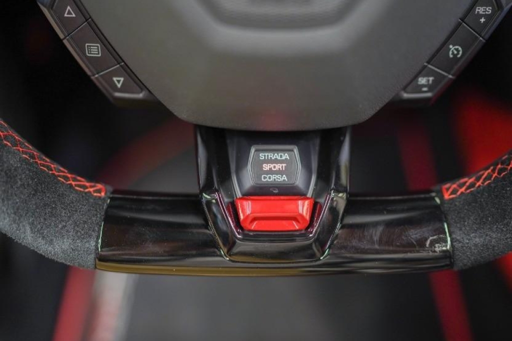 Lamborghini Huracan Spyder 2020 фото 1