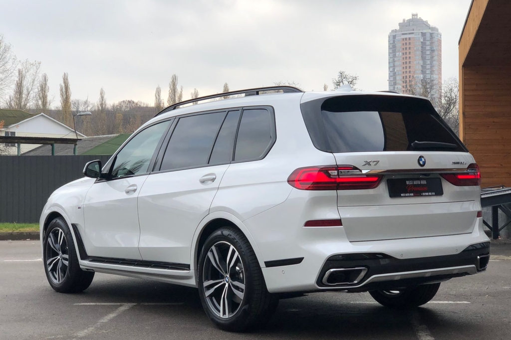 BMW X7 30D 2021 photo 2