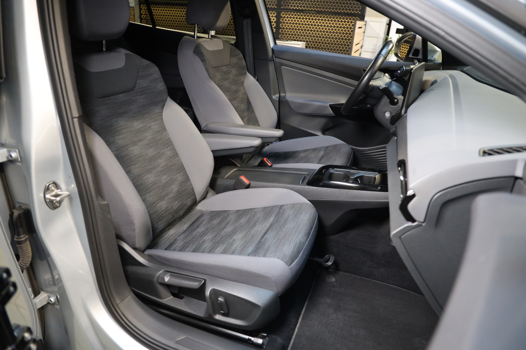 Volkswagen ID.4 2021 фото 12