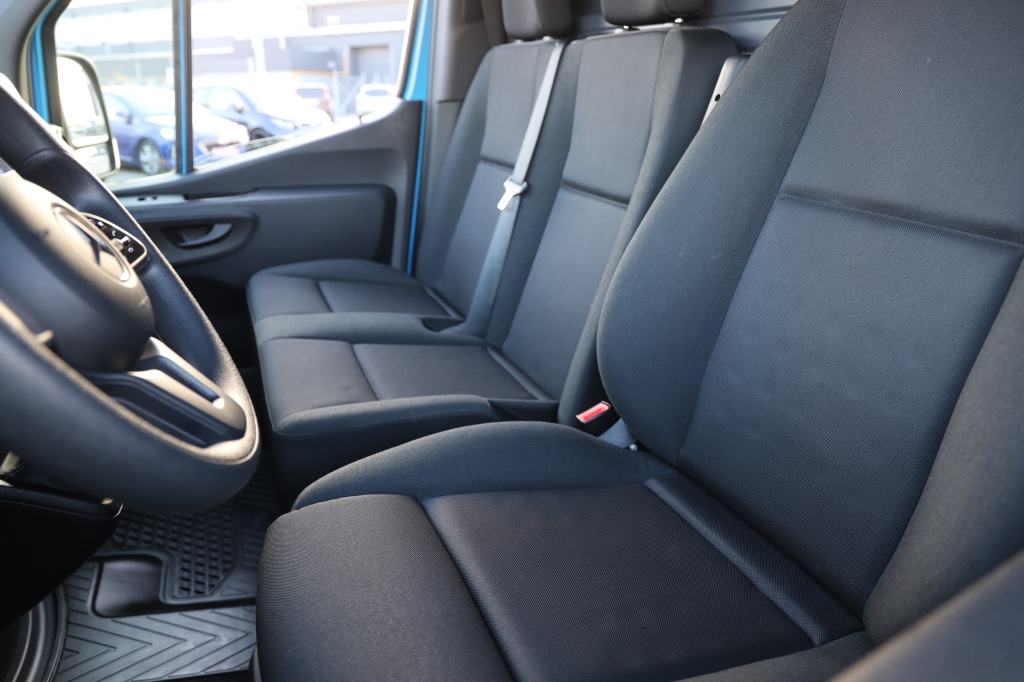 Mercedes-Benz Sprinter 2023 фото 2