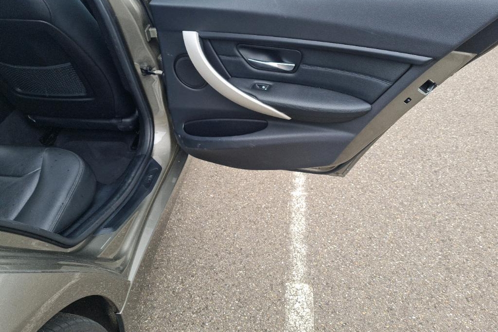 BMW 3er Touring 2016 photo 35