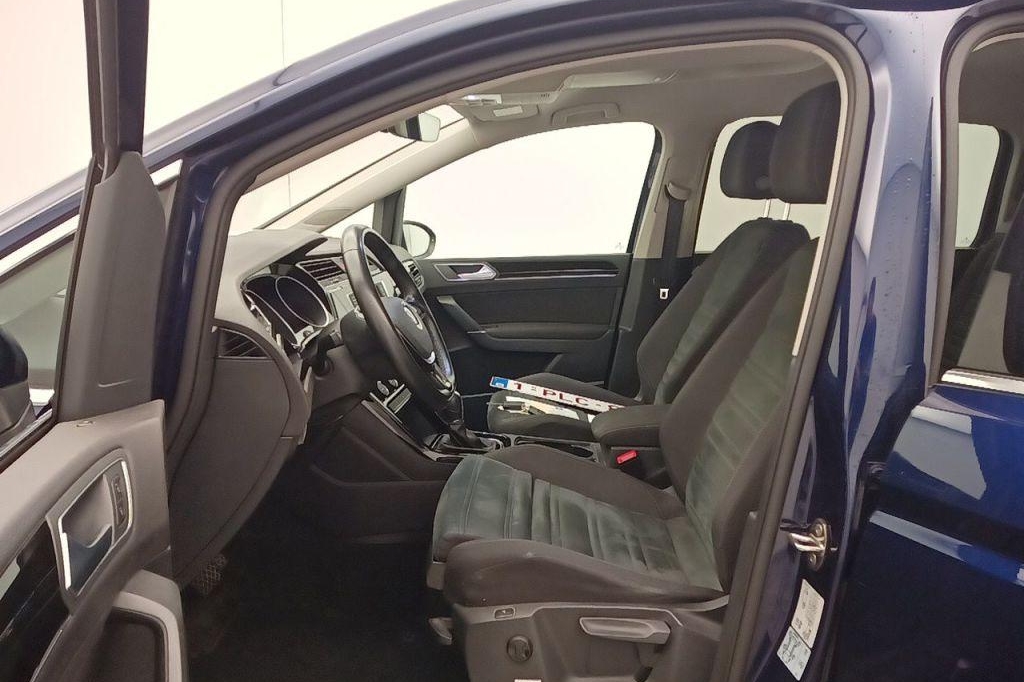 Volkswagen Touran 2016 фото 2