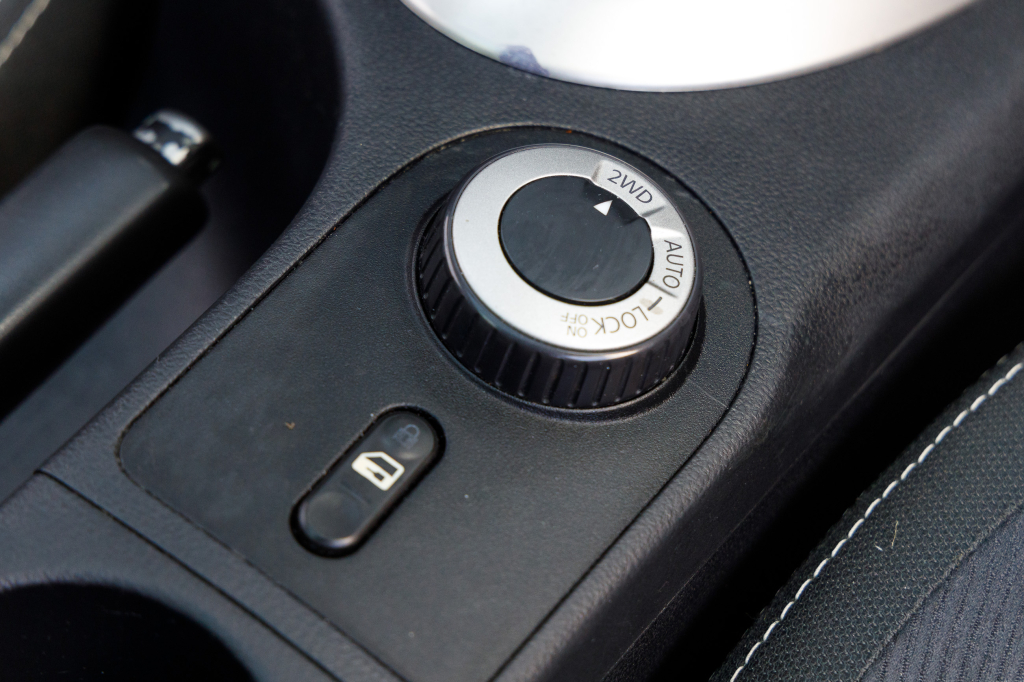 Nissan Qashqai+2 AWD 2010 photo 10