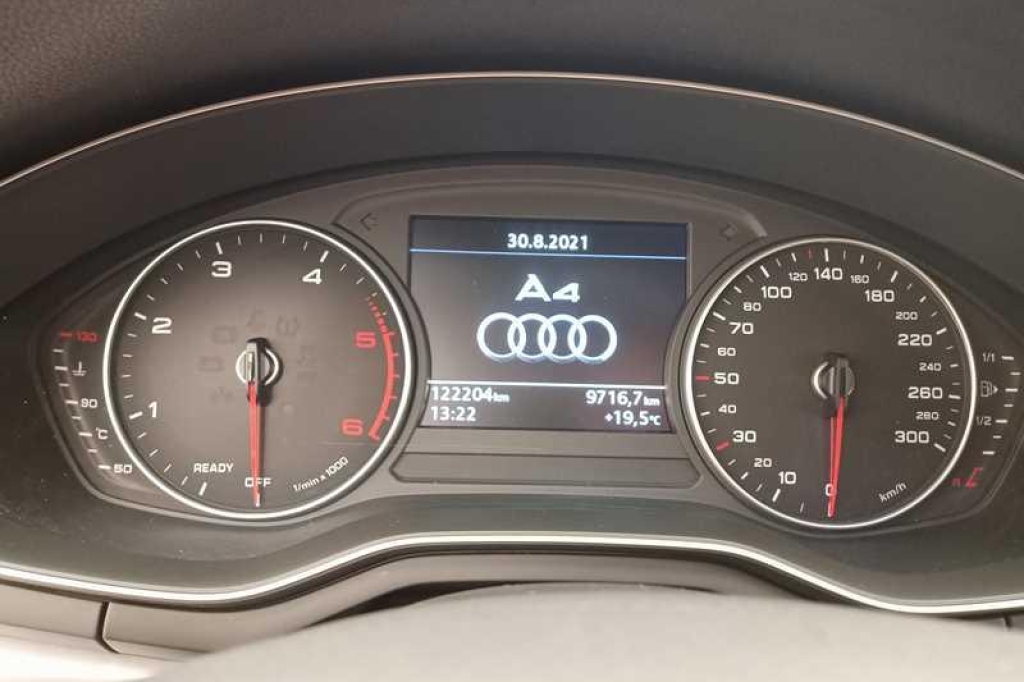 Audi A4 Avant 2017 photo 5