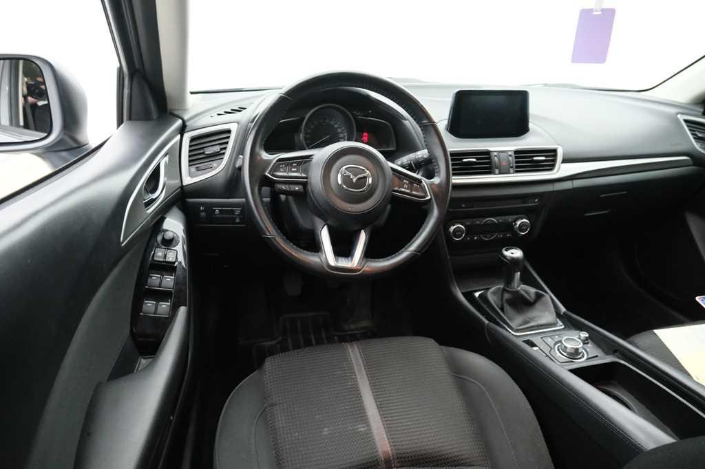 Mazda 3 2017 фото 4