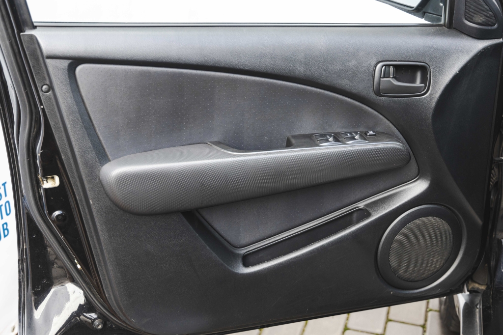 Mitsubishi Outlander 2005 фото 12