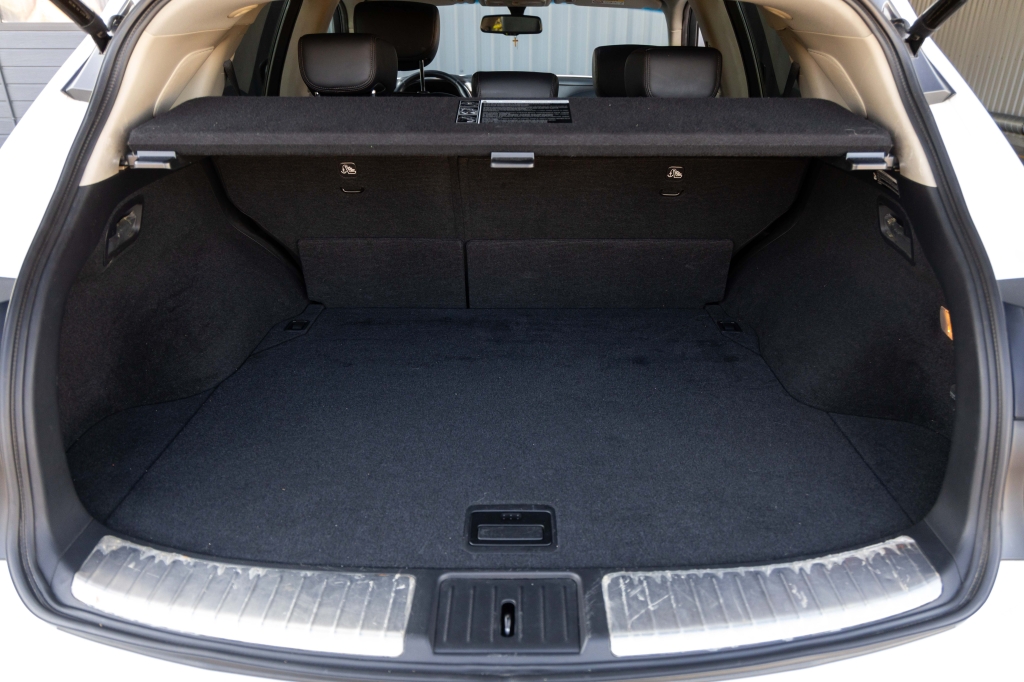 Infiniti QX70 2015 фото 31