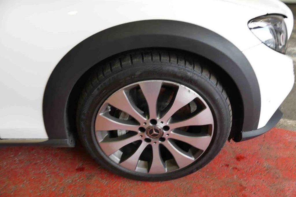 Mercedes-Benz E-Klasse 2017 photo 19