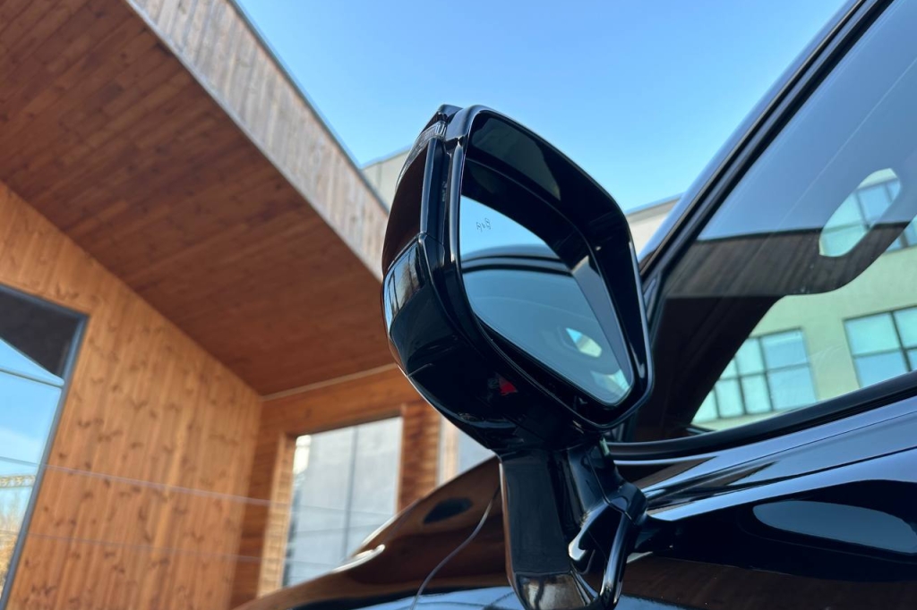 Toyota Land Cruiser 300 GUARD B6 2021 фото 8