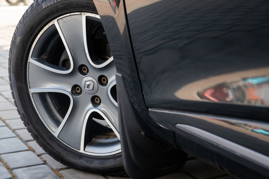 Renault Clio 2015 фото 5