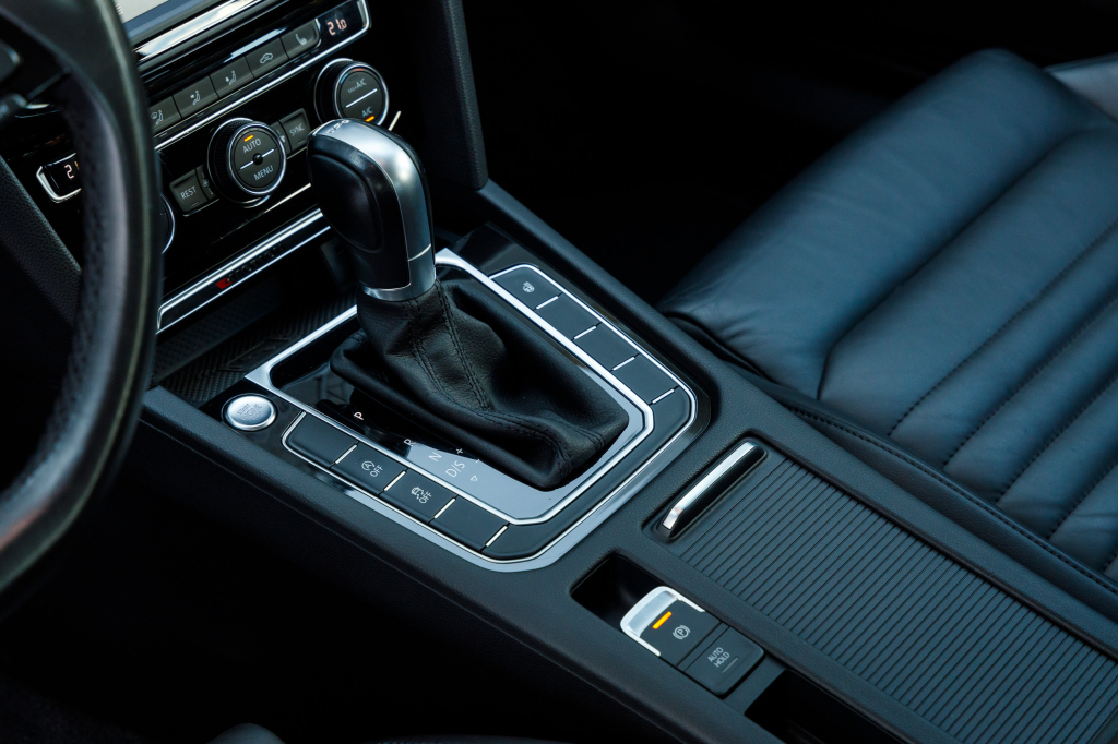 Volkswagen Passat B8 Highline 4Motion 2016 фото 10