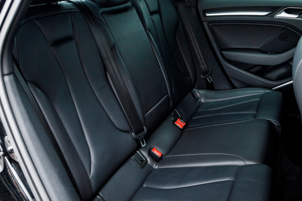 Audi A3 2014 фото 18