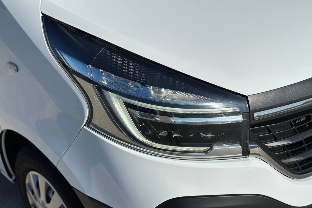 Renault Trafic 2020 фото 2