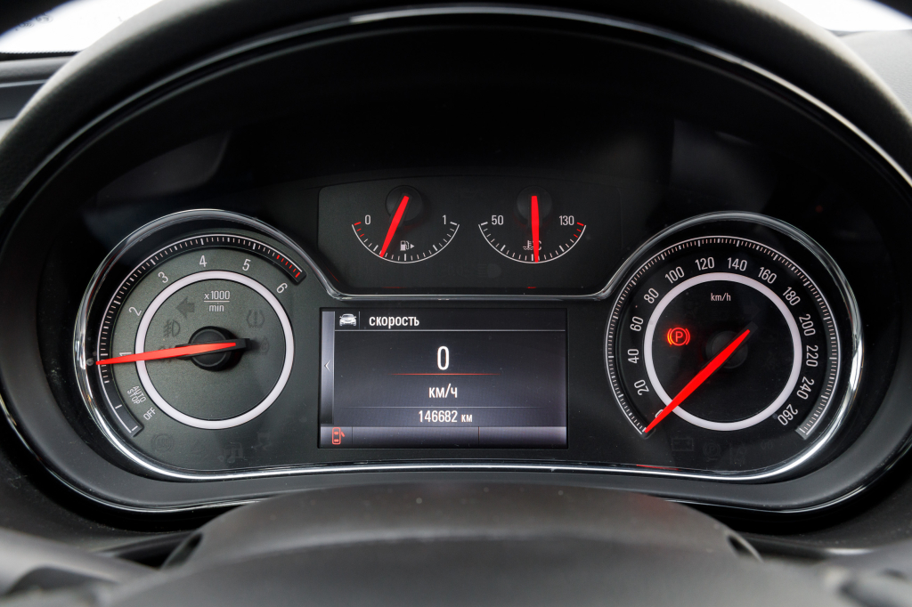 Opel Insignia photo 17