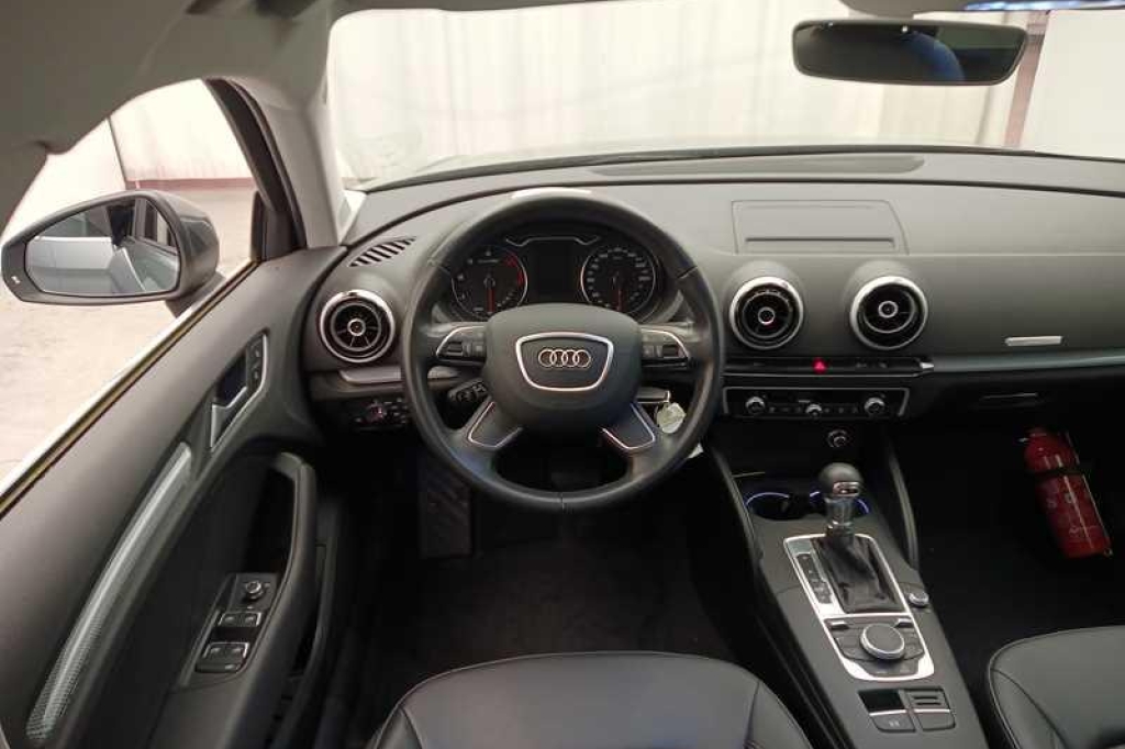 Audi A3 2016 фото 2