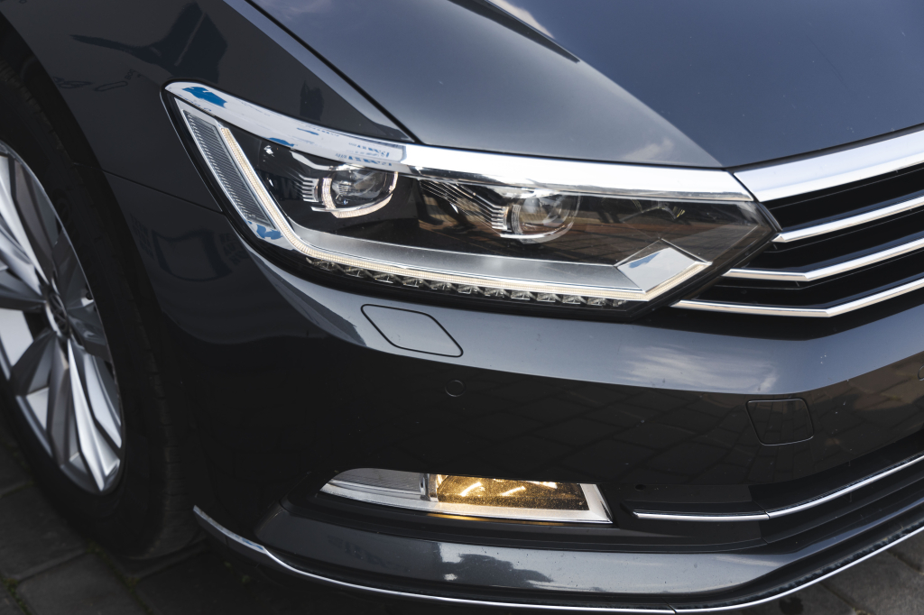 Volkswagen Passat R-Line 4Motion 2018 фото 5